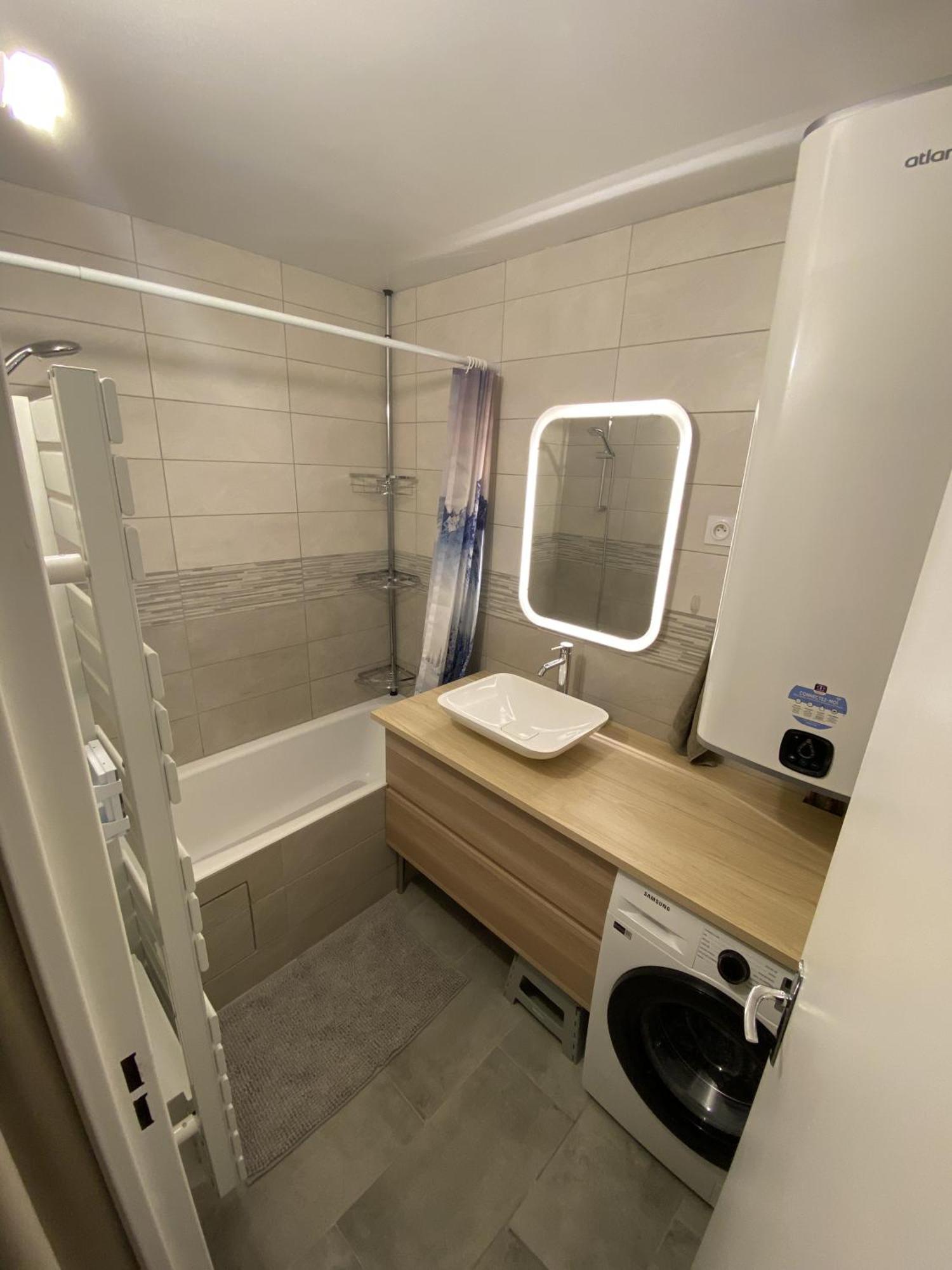 Le Chalain Cosy Proche Centre Ville 레루스 외부 사진